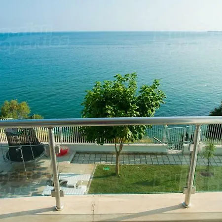 Alex Beach Appartement *